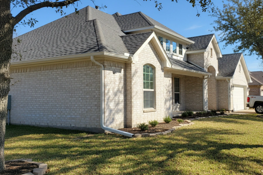 Discover Professional Onsite Roofing Services in Hutto, TX